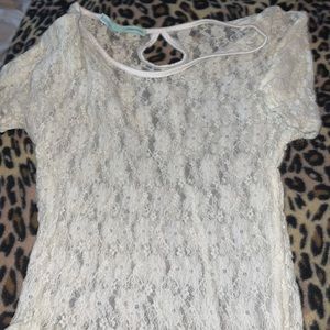 Shirt sleeve white shirt